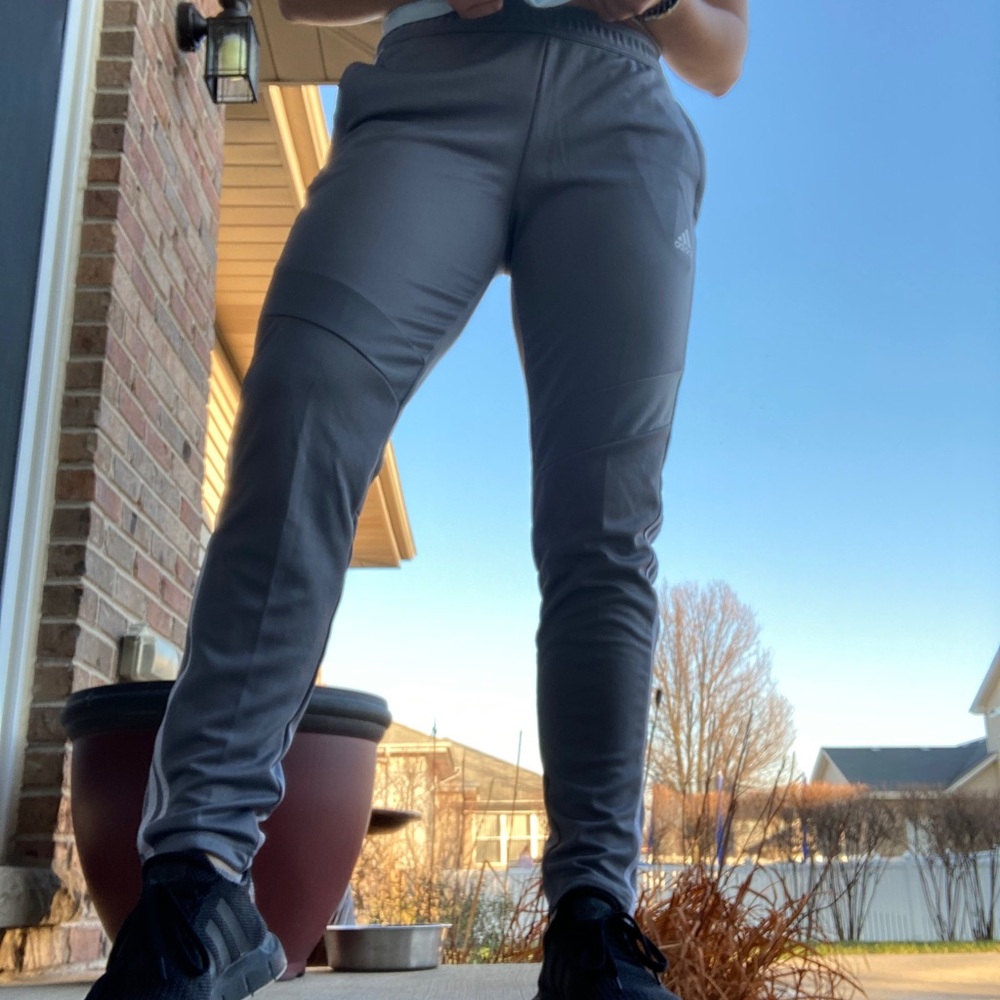Women’s Adidas training pants Medium - Picture 2 of 5